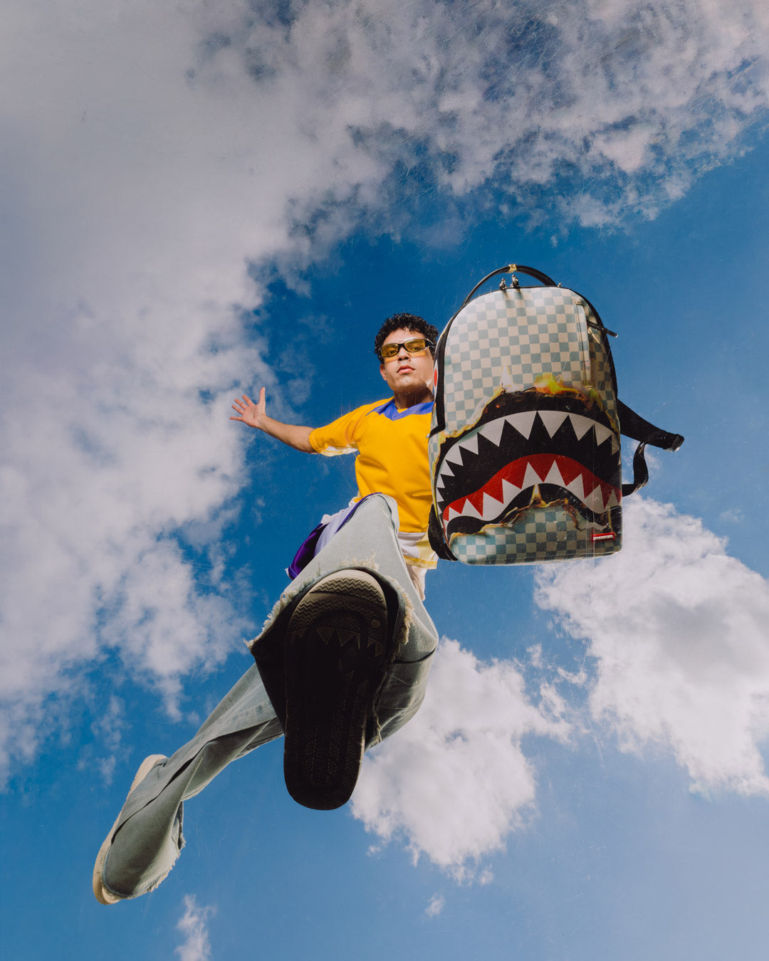REVEAL THE REAL BACKPACK - Image 2